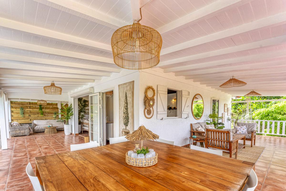 4.A louer villa avec piscine et Grand bourg-Marie-Galante